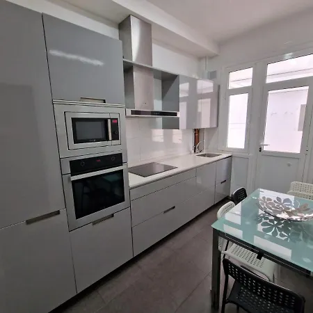 Apartment Centrico Piso Con Patio Y Garaje A Coruna