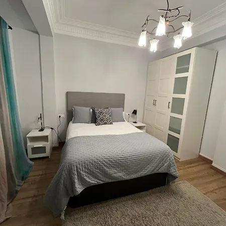 Centrico Piso Con Patio Y Garaje Apartment *
