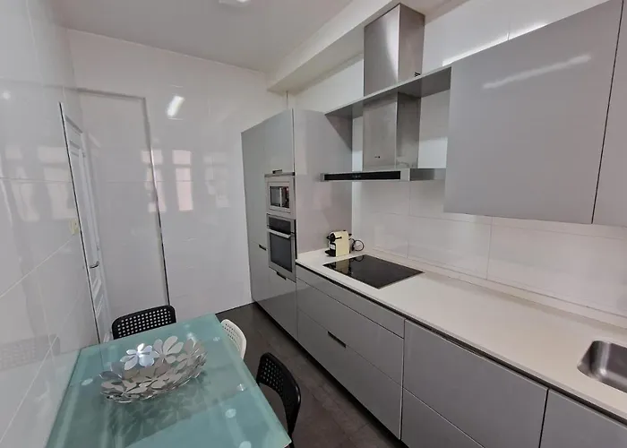 Amplio Y Centrico Piso Con Patio. A Coruña