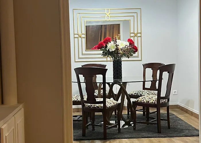 Amplio Y Centrico Piso Con Patio.