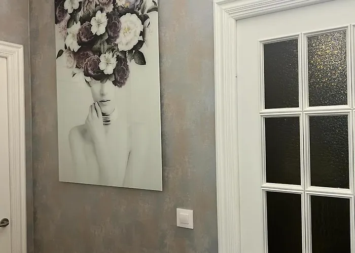 Amplio Y Centrico Piso Con Patio.