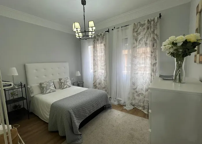 Amplio Y Centrico Piso Con Patio. Lägenhet A Coruña